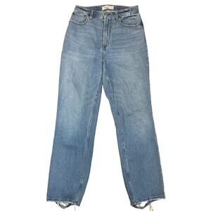Abercrombie & Fitch The Ankle Straight Ultra High Rise Curve Love jean